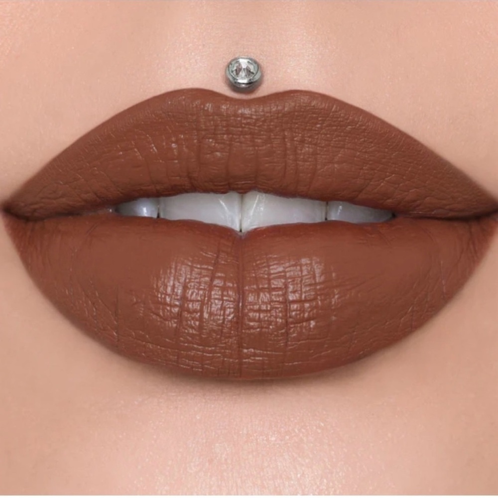 Jeffree Star Velour Liquid Lipstick Shade Plastic Surgery- Brown Tone